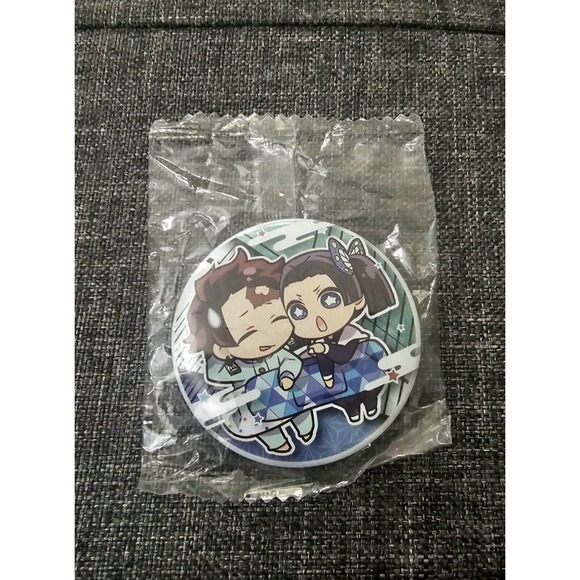 π₯π3/$15 Demon Slayer Aoi Kanzaki Tanjiro Can Badge Pin - Picture 2 of 3